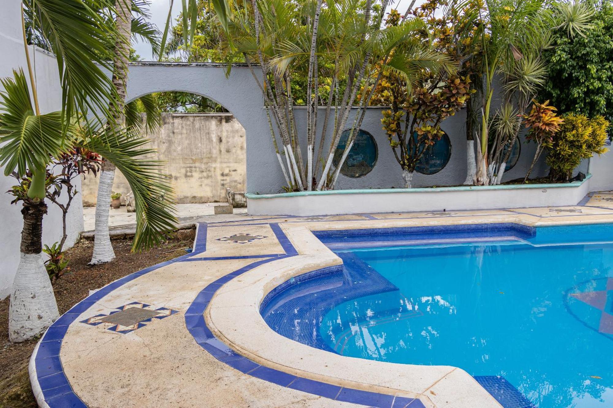Oyo Hotel Marias,Aeropuerto Internacional De เชตุมัล ภายนอก รูปภาพ