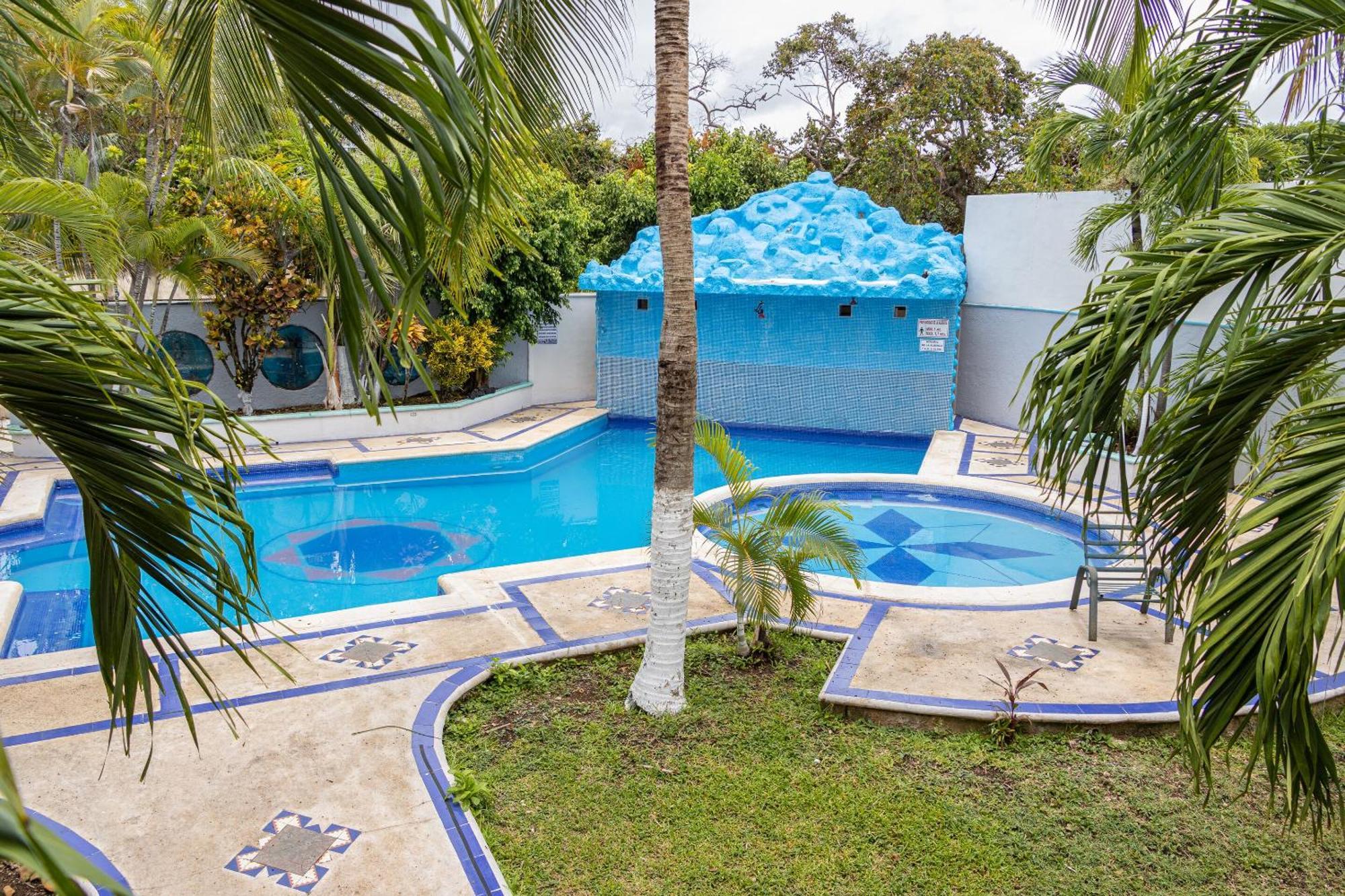 Oyo Hotel Marias,Aeropuerto Internacional De เชตุมัล ภายนอก รูปภาพ